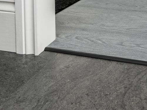 Premier LVT Bevel Cap - Black